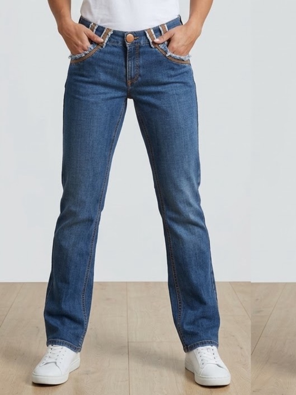 NWOT Versace Low Rise Blue Denim Jeans Y2K Size 28